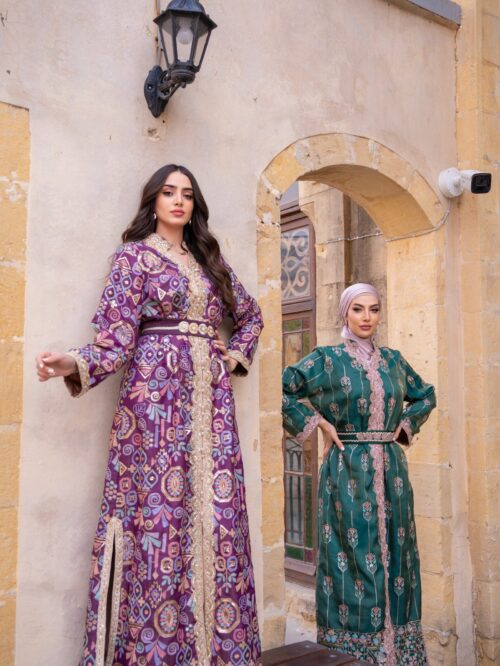 ⁦قفطان أرجوان التراث⁩ - الصورة ⁦2⁩